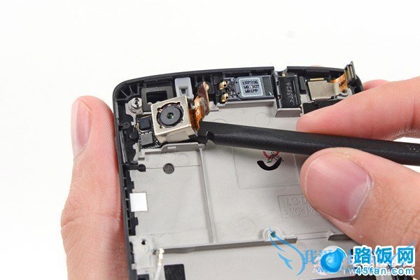 Nexus 5后置摄像头拆解