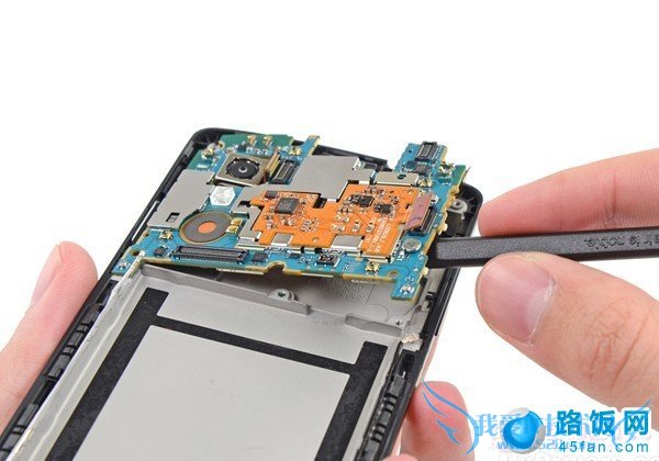 Nexus 5主体主板拆解