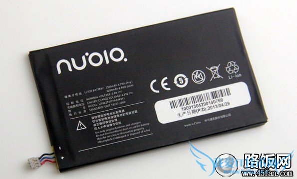 努比亚Z5 mini采用2300mAh电池 路饭网