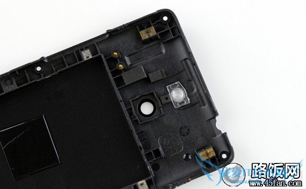 努比亚Z5 mini背面NFC金属点