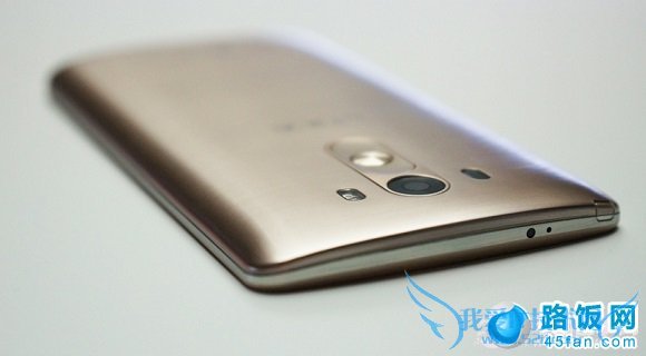 LG G3机身厚度中规中矩