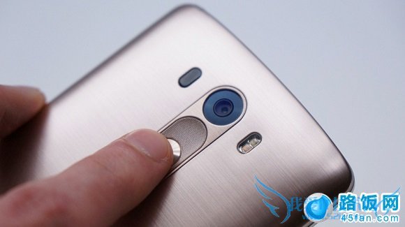 LG G3背部触控+激光对焦摄像头是亮点