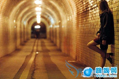 唯美复古拍照姿势大全