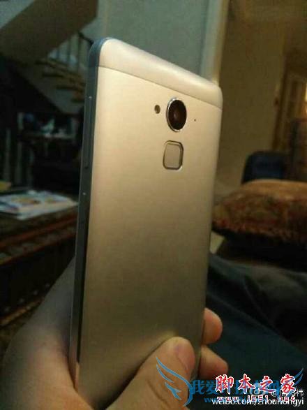 为什么手机都像一个模子里刻出来的?