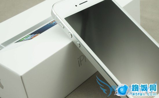iPhone5外观机身修长美观