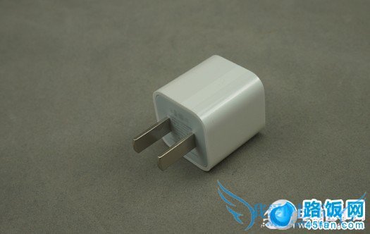 iPhone5充电器