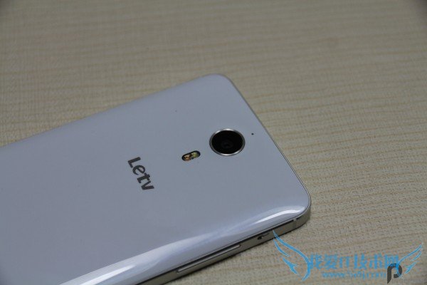 乐视超级手机1好不好看?