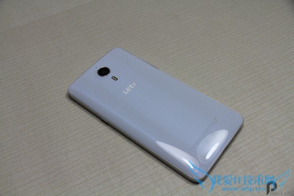 乐视超级手机1好不好看?