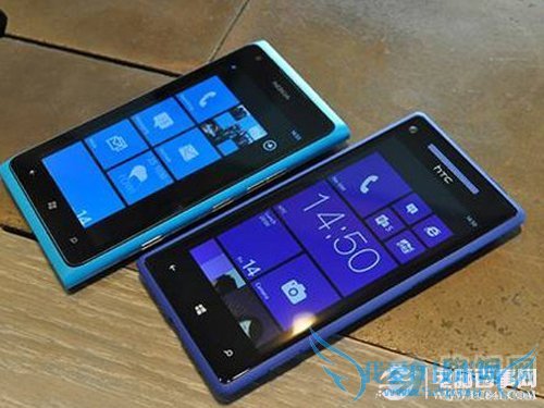 同为WP8系统双核新机 诺基亚920与HTC 8X你选谁?图片1