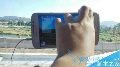 怎么样在旅游车上拍出漂亮的风景照片?