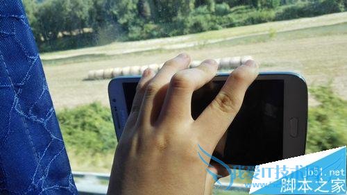 怎么样在旅游车上拍出漂亮的风景照片?