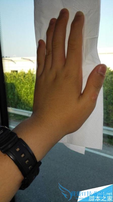 怎么样在旅游车上拍出漂亮的风景照片?