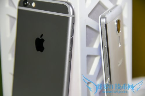 Ϊҫ7ֱ PK ƻiPhone6 Plus 