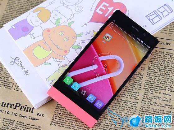 5英寸大屏的nibiru H1具备较好的单手操作体验