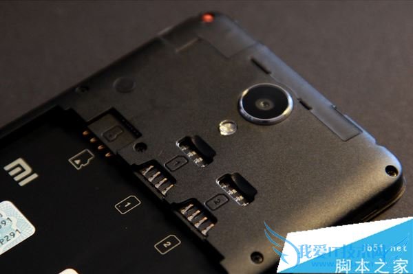 给红米Note3进行插卡的方法步骤