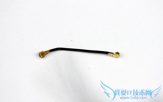 努比亚 Z5S射频线特写