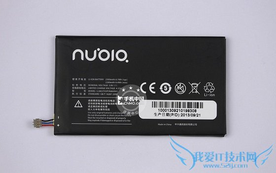努比亚Z5S电池拆解