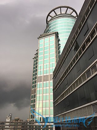 金立E8手机怎么样?号称手机中的显微镜