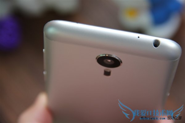 魅族MX5银黑版和银白版哪个更好?