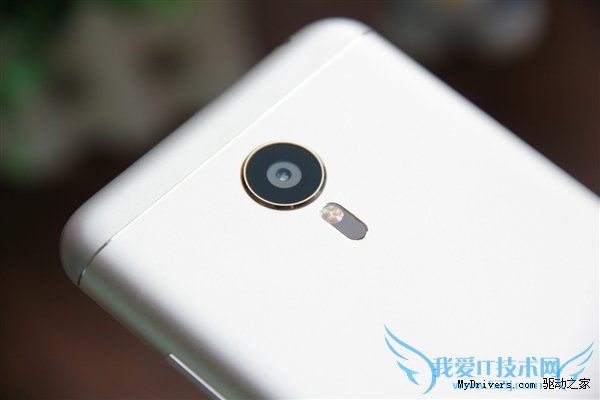 魅族MX5银黑版和银白版哪个更好?