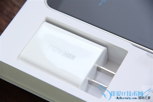 魅族MX5银黑版和银白版哪个更好?