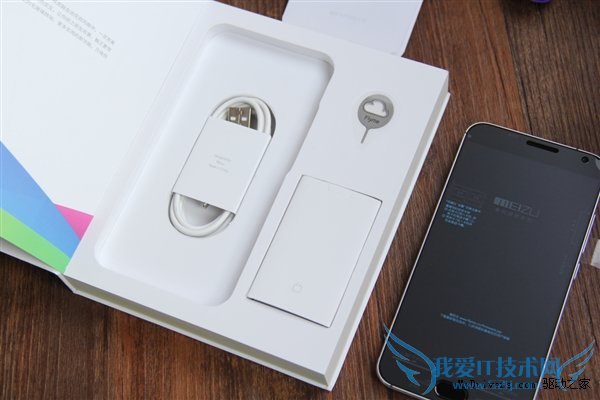 魅族MX5银黑版和银白版哪个更好?