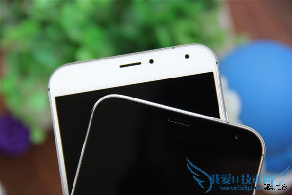 魅族MX5银黑版和银白版哪个更好?