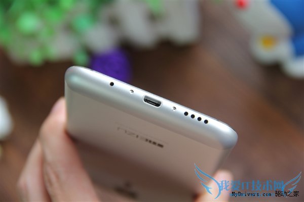 魅族MX5银黑版和银白版哪个更好?