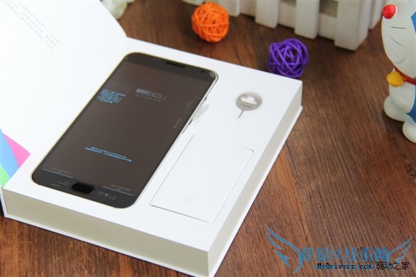 魅族MX5银黑版和银白版哪个更好?