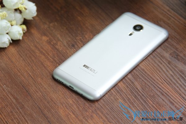 魅族MX5银黑版和银白版哪个更好?