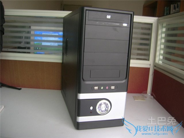 电脑机箱嗡嗡响