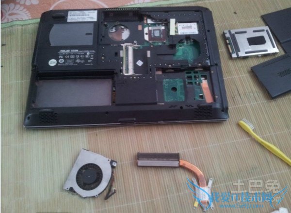 华硕x50拆机 华硕x50拆机