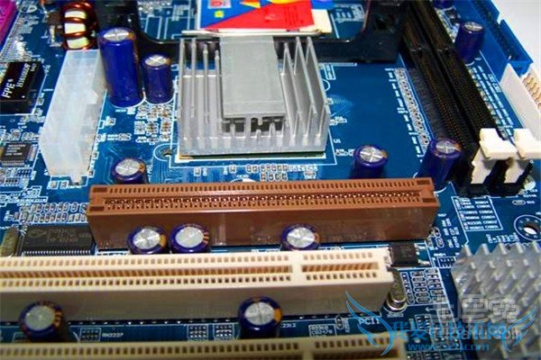 agp插槽电压不足