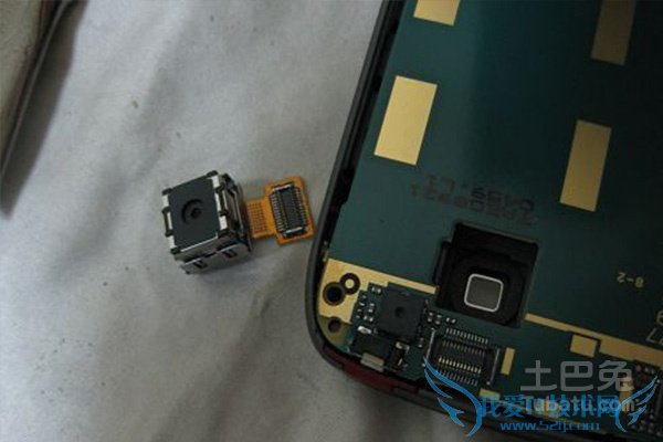 手机摄像头进水