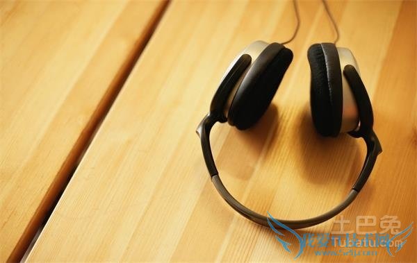 电脑插上耳机没声音 电脑插上耳机没声音