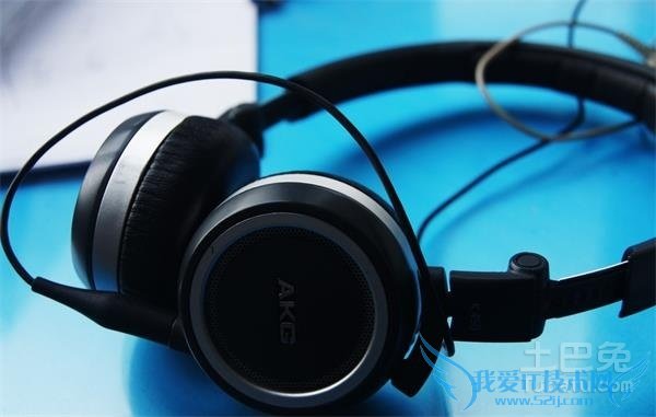 电脑插上耳机没声音 电脑插上耳机没声音