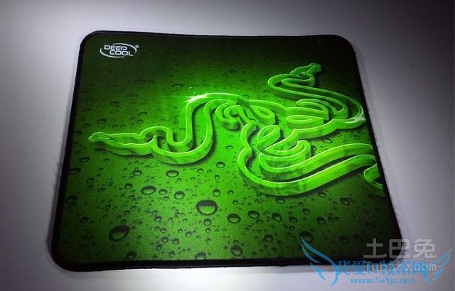 雷蛇鼠标垫