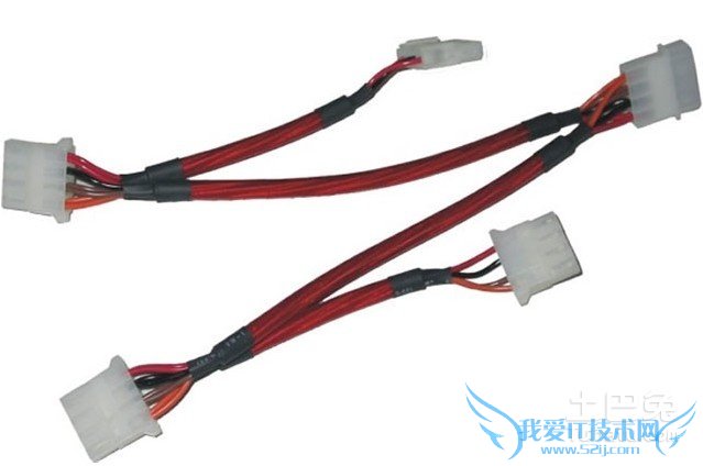 电脑电源电压 电脑电源电压