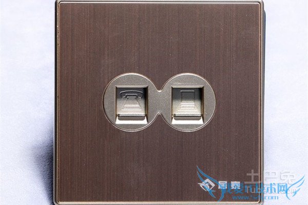 电脑插座怎么接线