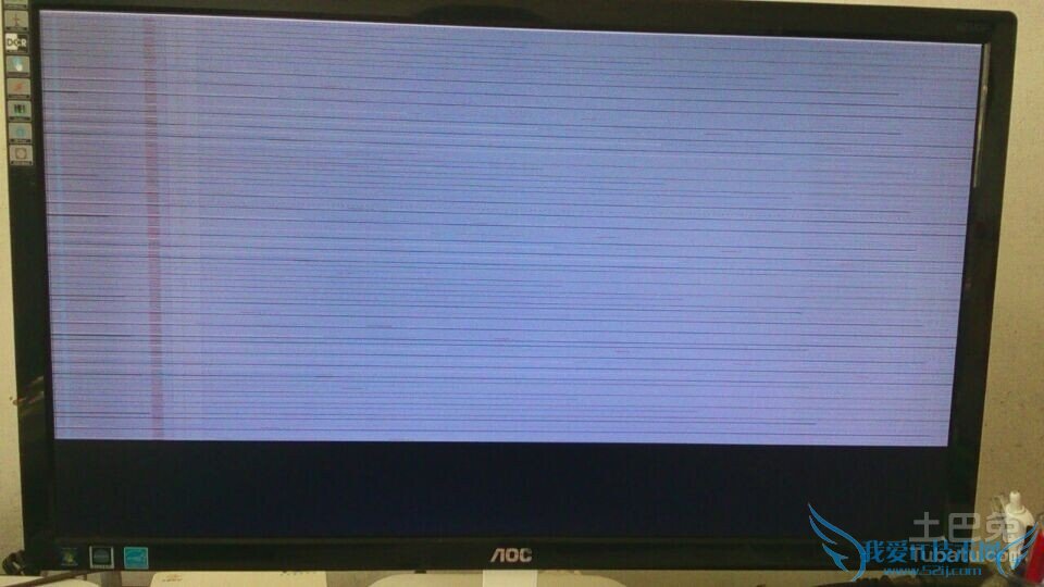 电脑开机花屏 电脑开机花屏