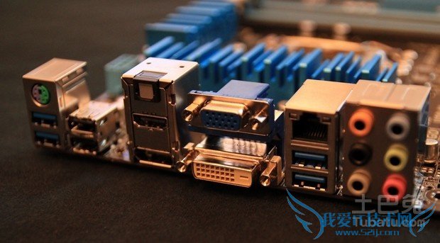 计算机主板的作用 计算机主板的作用