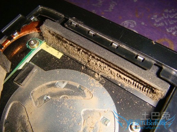 笔记本怎么清理灰尘