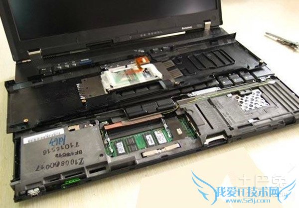 笔记本怎么清理灰尘