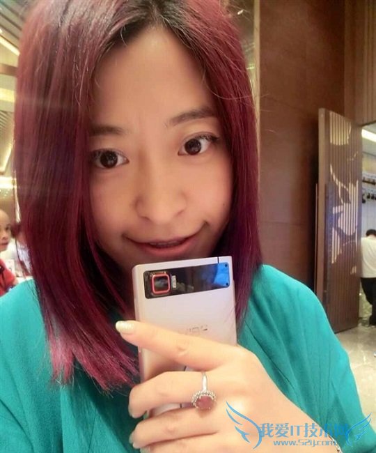 联想Z2 Pro手机背面外观