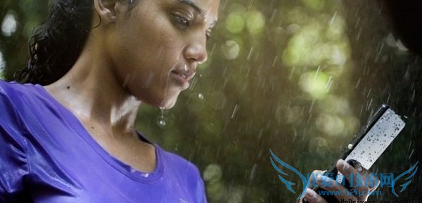 索尼Z2具备IP58高三防水准