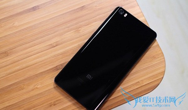 小米Note黑色背面图片
