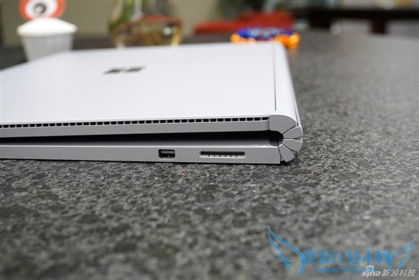 ƸըѣSurface Bookͼͣ걬MBP