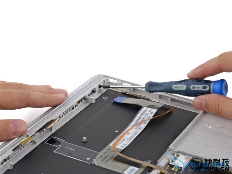 Surface Bookȫ⣺ռʼǱ ռجΣ