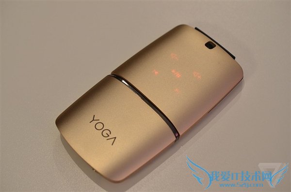 死磕MacBook:联想超薄变形本Yoga 900S图赏