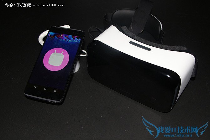 3D+VRʵTCL idol4ϵз